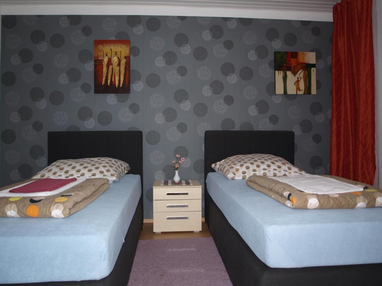 Ferienwohnungen-Monteurzimmer Lemberg Hagen  Ngoại thất bức ảnh